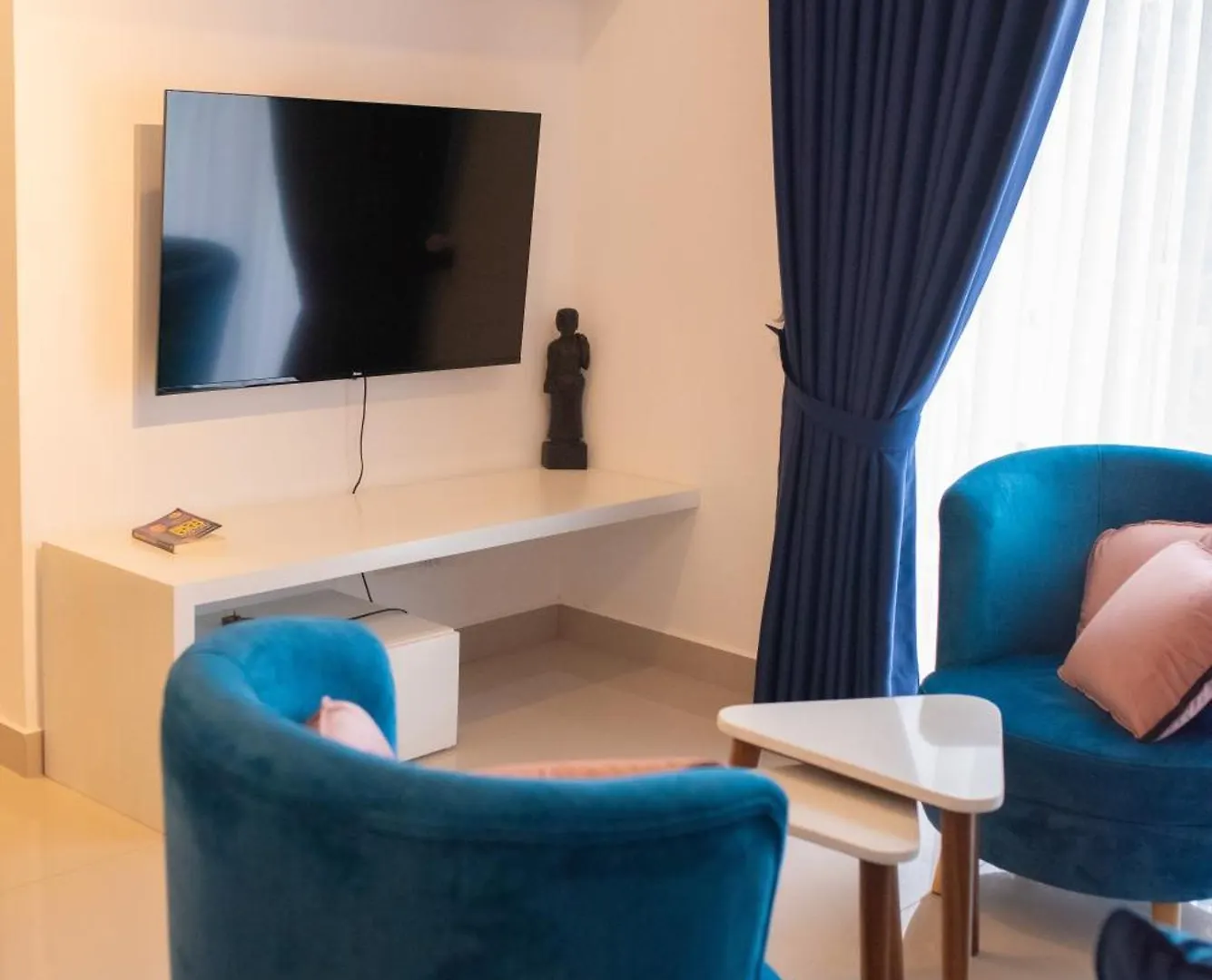 Santorini Resort Two Bed Room Apartment, Negombo